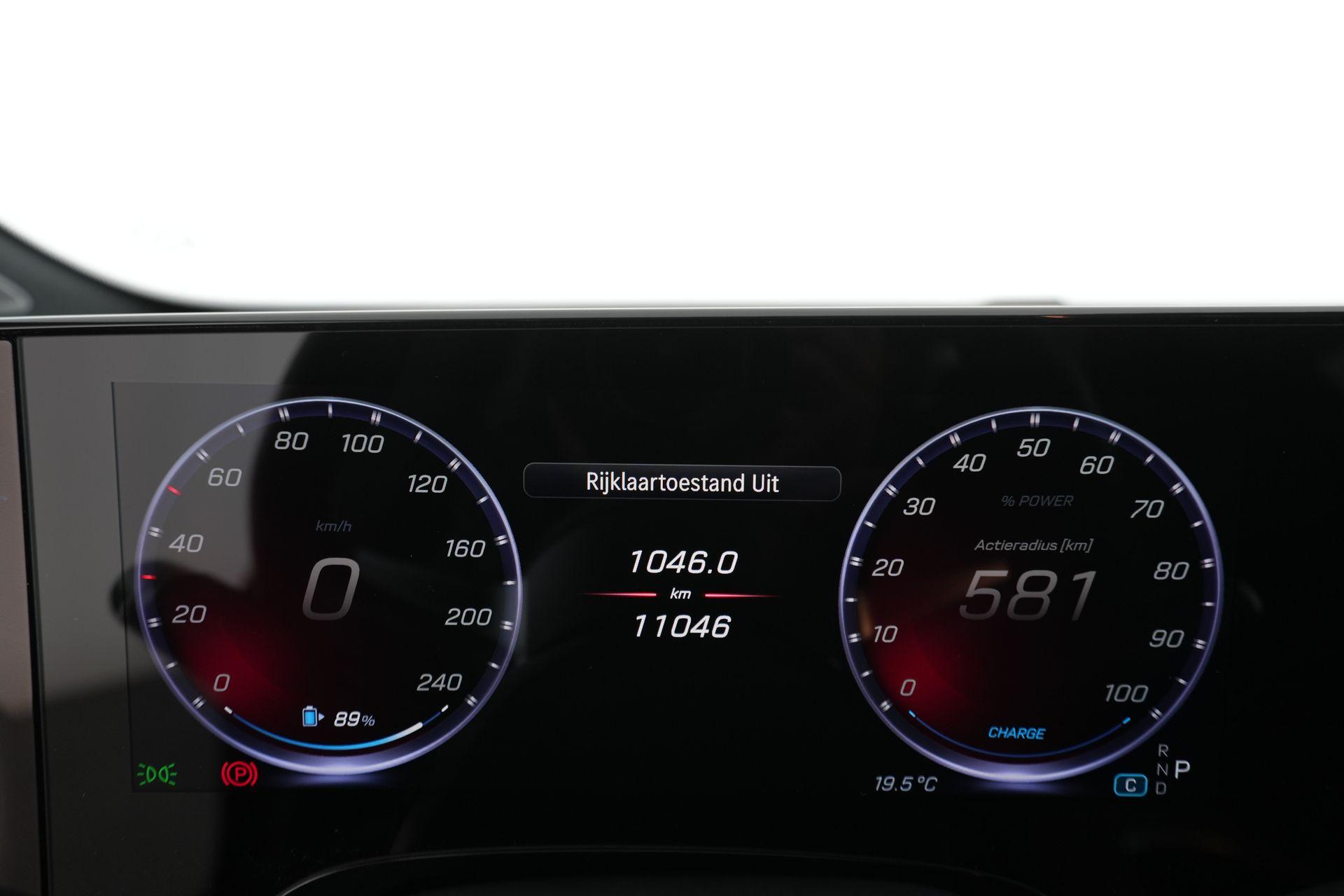 certified-namur-mercedes-benz-cla-250-coupe-amg-line-w1kfj1dbxsj020302-14-20260928153932.jpg