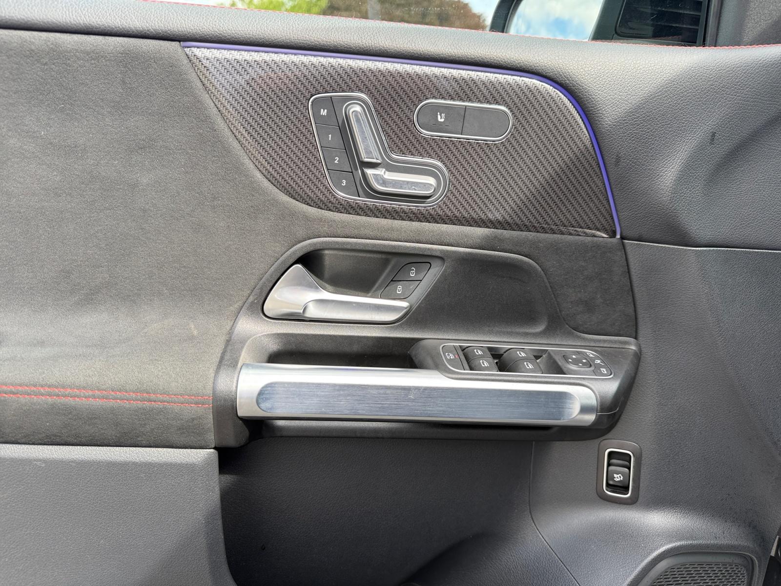 certified-namur-mercedes-benz-glb-200-amg-line-w1n4m8hb0sw385448-10-20260916164508.jpg