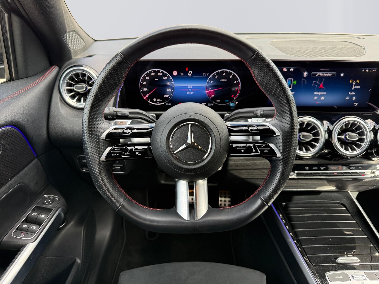 certified-namur-mercedes-benz-glb-200-amg-line-w1n4m8hb0sw385448-14-20260916164511.jpg
