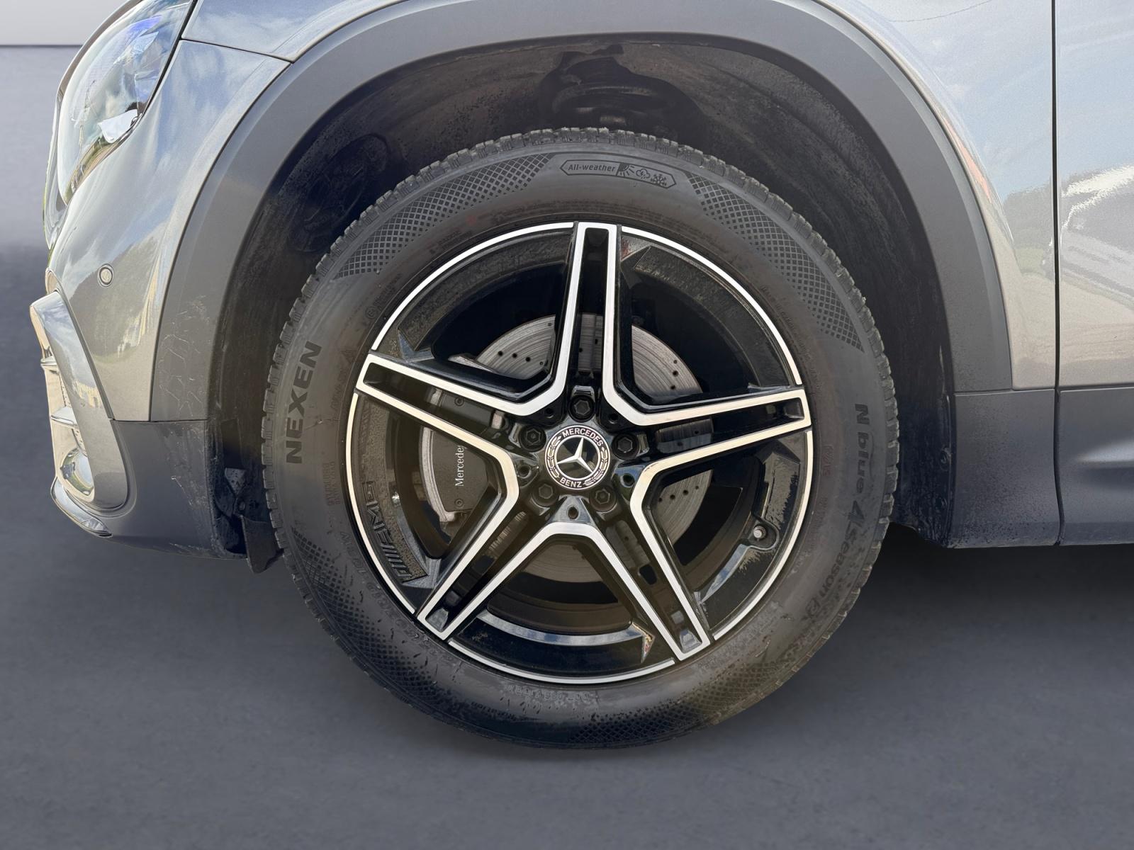 certified-namur-mercedes-benz-glb-200-amg-line-w1n4m8hb0sw385448-4-20260916164505.jpg