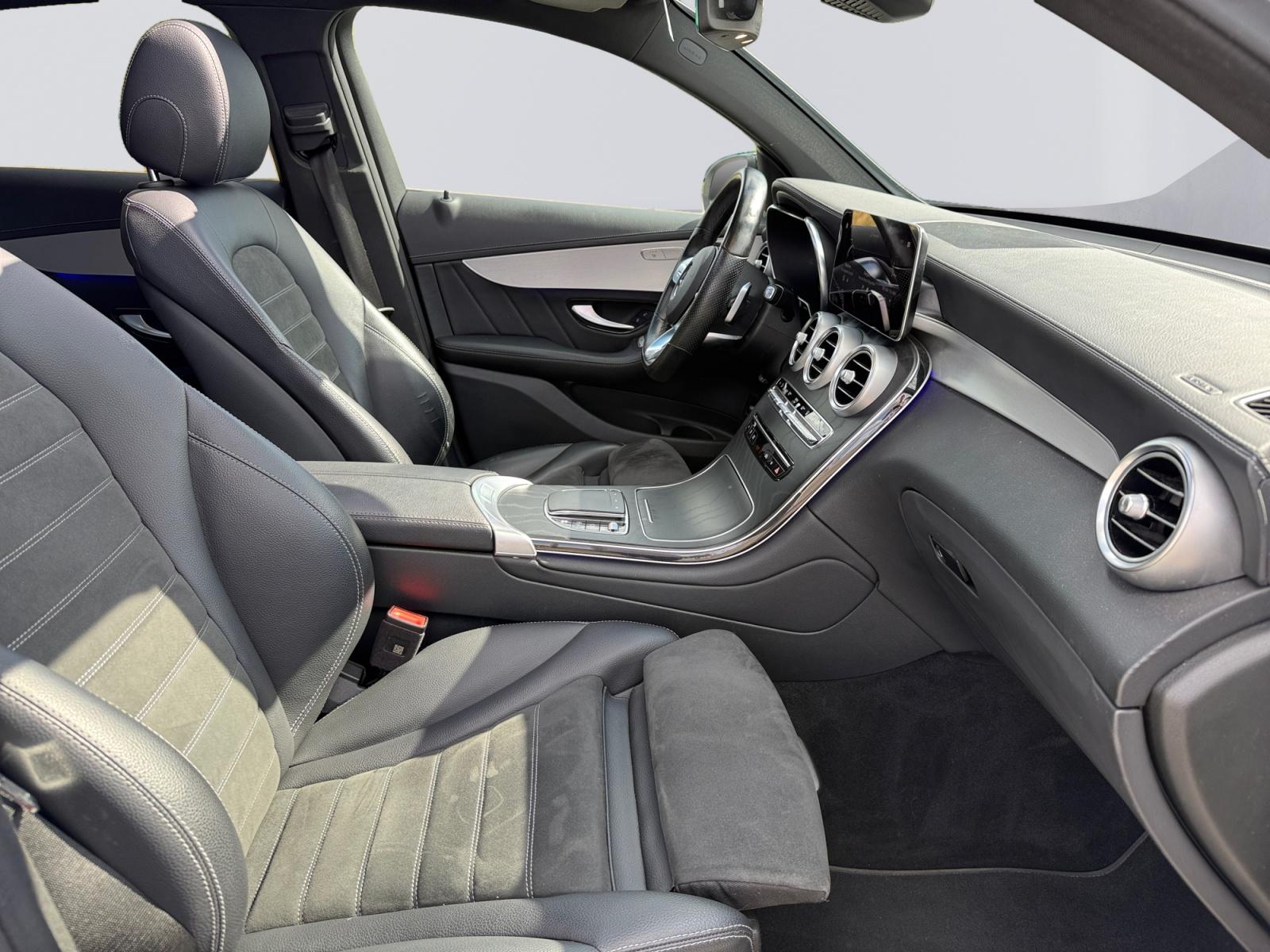certified-namur-mercedes-benz-glc-coupe-300-de-4matic-amg-line-w1n0j1bb1pg166524-12-20260915092841.jpg