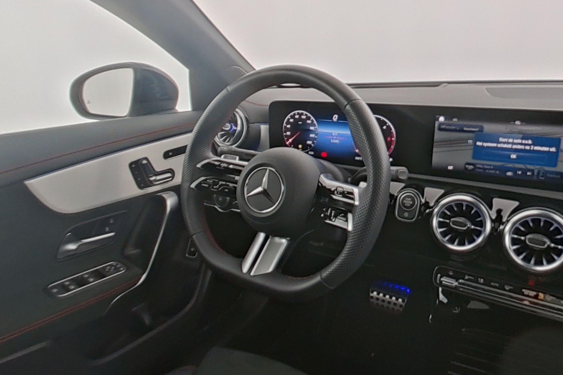 certified-verviers-mercedes-benz-cla-180-d-coupe-amg-line-w1k5j1ab2sn545203-14-20260924154056.jpg