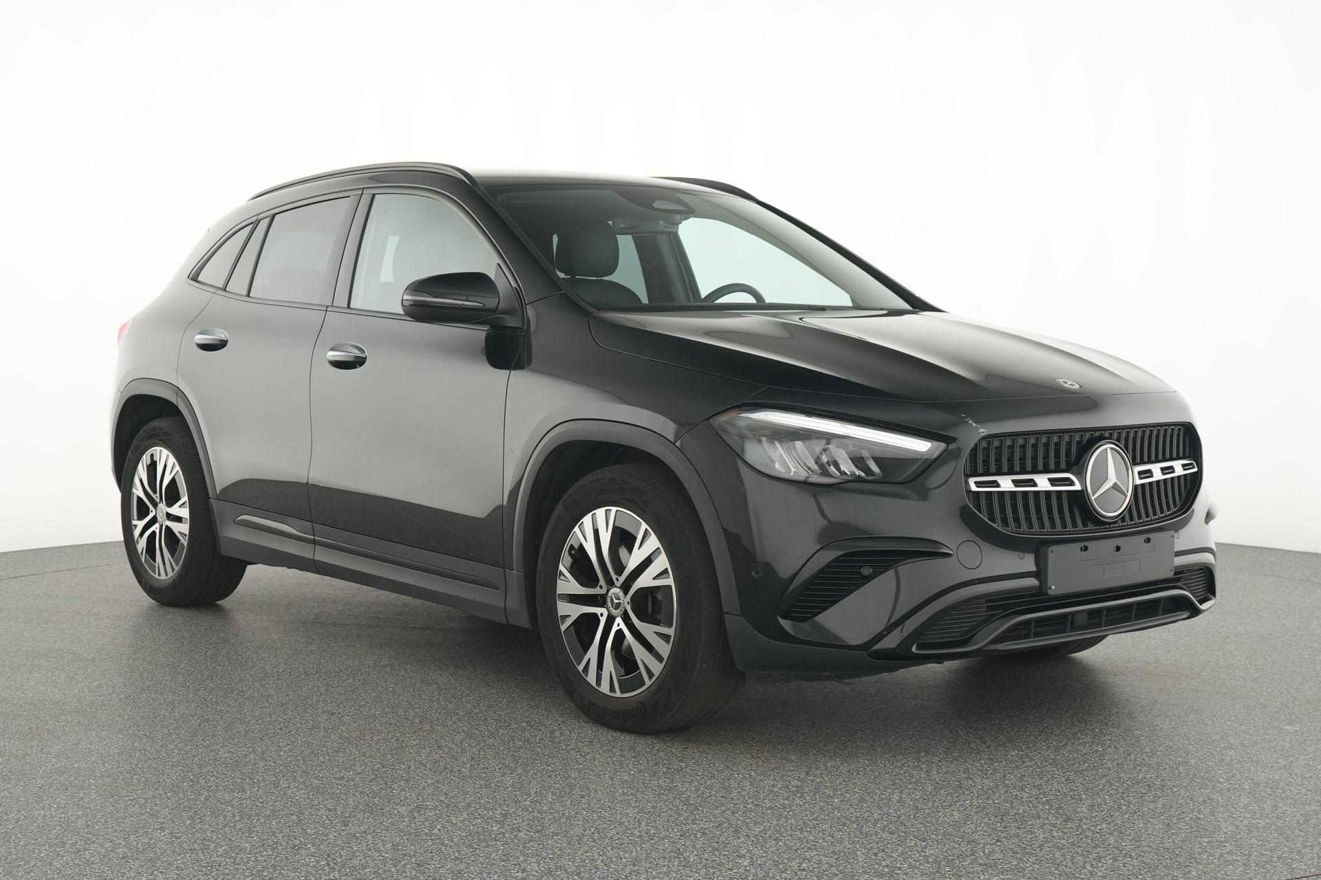 certified-alleur-mercedes-benz-gla-180-d-luxury-line-w1n4n1ab8tj829415-2-20261007093417.jpg