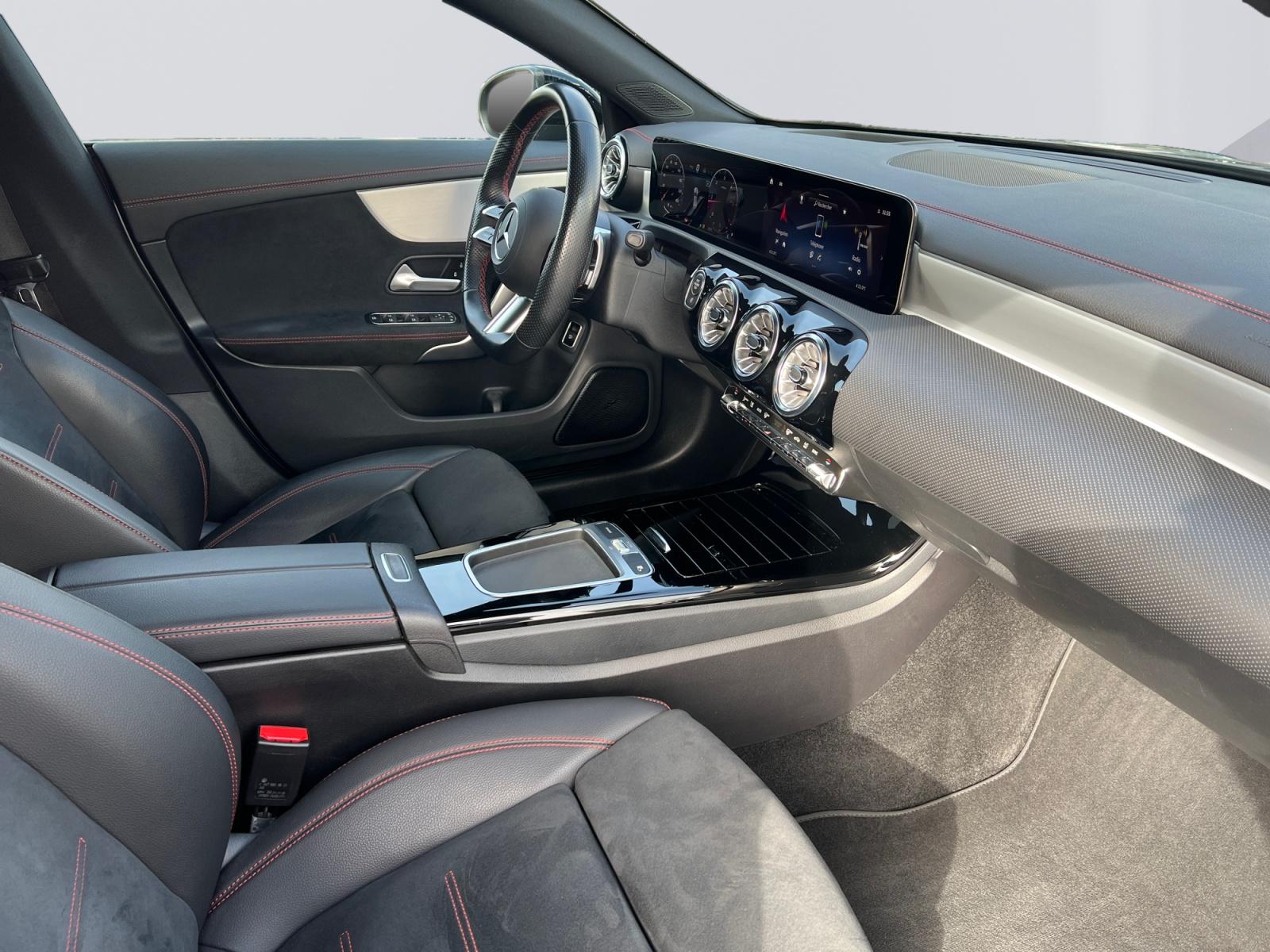 certified-arlon-mercedes-benz-cla-200-d-shooting-brake-amg-line-w1k5m1cb8rn433746-12-20261016131236.jpg