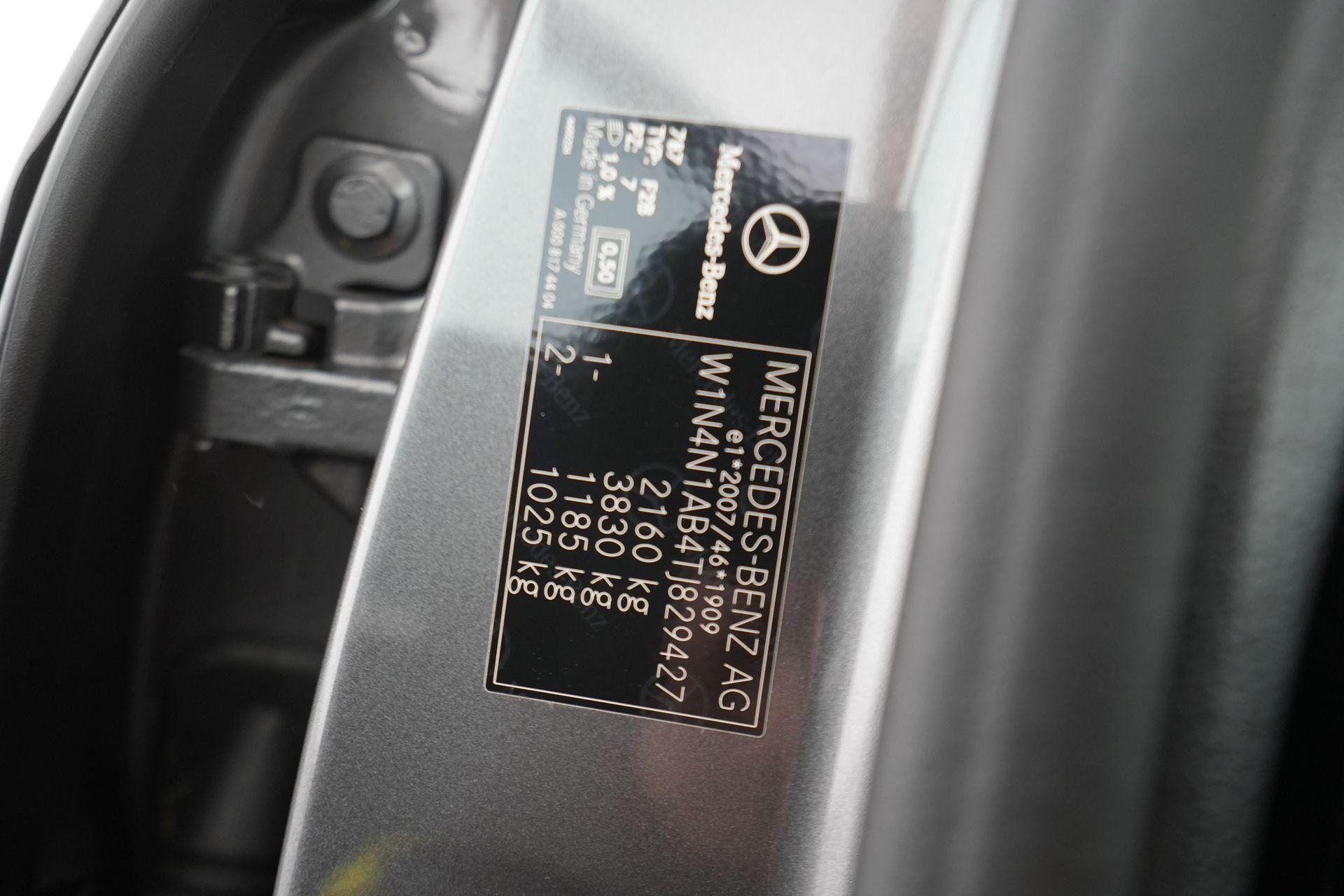 certified-arlon-mercedes-benz-gla-180-d-180-luxury-line-w1n4n1ab4tj829427-19-20261023155138.jpg