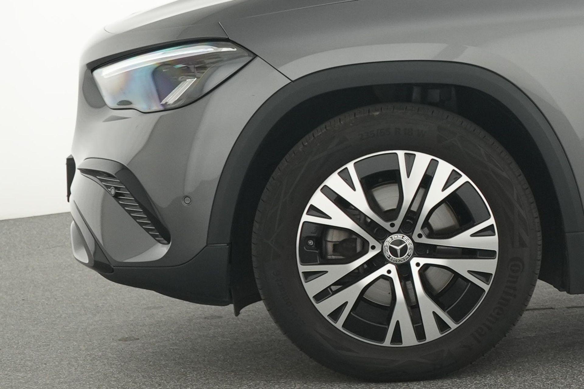 certified-arlon-mercedes-benz-gla-180-d-180-luxury-line-w1n4n1ab4tj829427-5-20261023155129.jpg