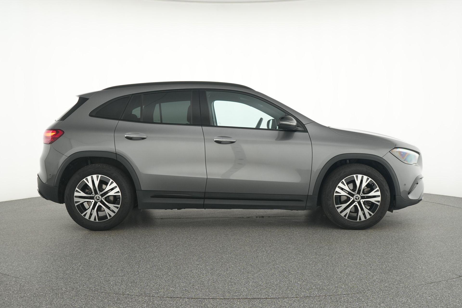 certified-arlon-mercedes-benz-gla-180-d-180-luxury-line-w1n4n1ab4tj829427-9-20261023155133.jpg