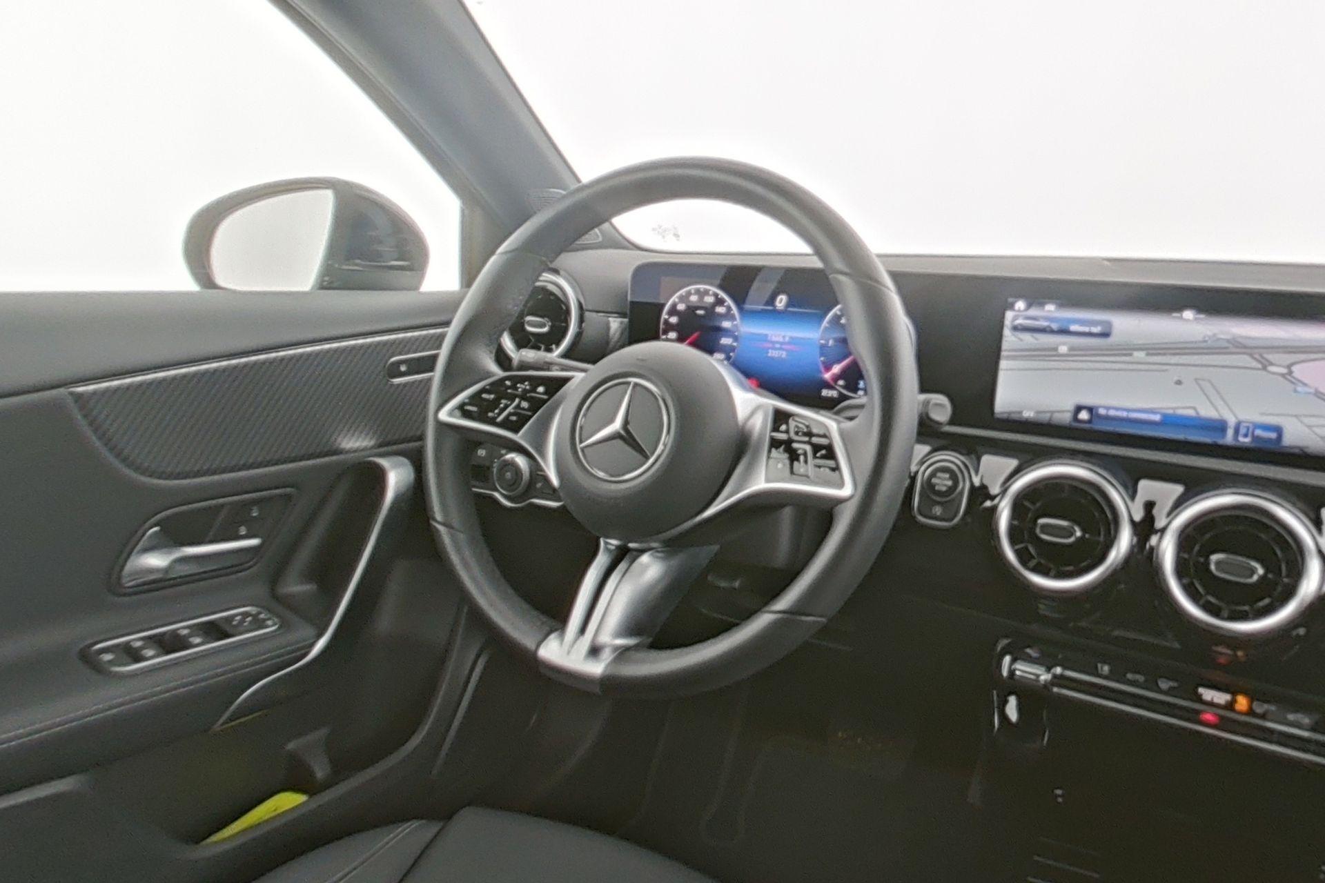certified-beyne-heusay-mercedes-benz-a-180d-business-line-w1k3f1ab9tj532241-13-20261001133834.jpg