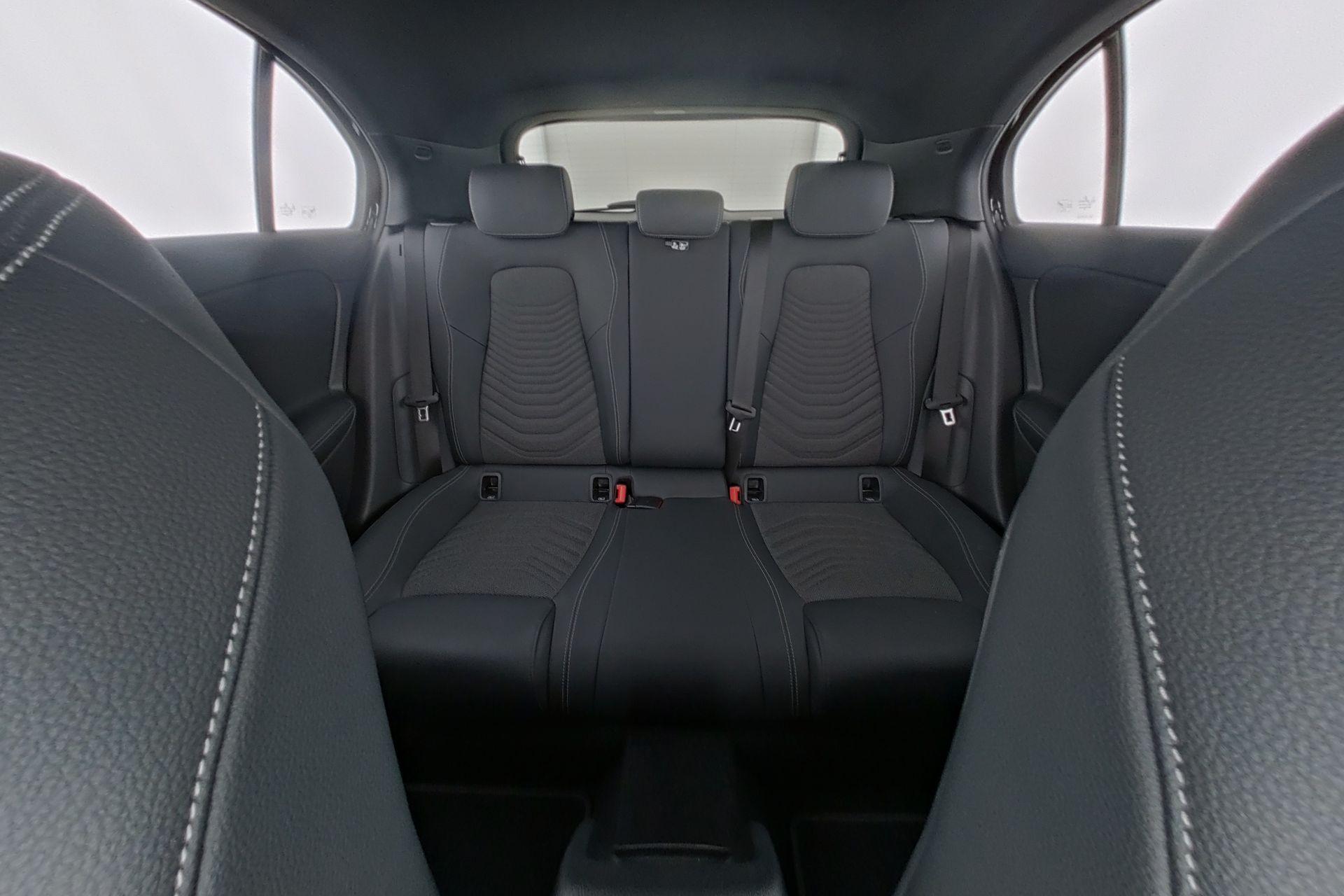 certified-beyne-heusay-mercedes-benz-a-180d-business-line-w1k3f1ab9tj532241-17-20261001133837.jpg