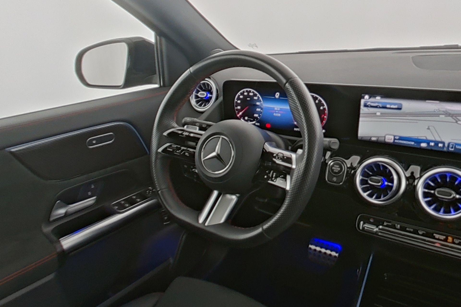 certified-beyne-heusay-mercedes-benz-gla-180-amg-line-w1n4n8eb5tj774330-13-20261001133900.jpg