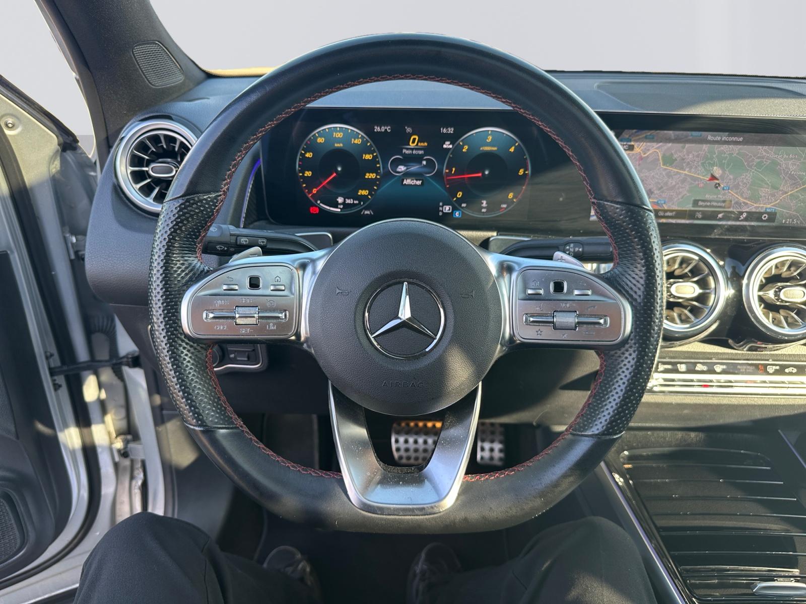 certified-beyne-heusay-mercedes-benz-glb-200d-amg-line-w1n4m1cb6pw292665-12-20261009155119.jpg