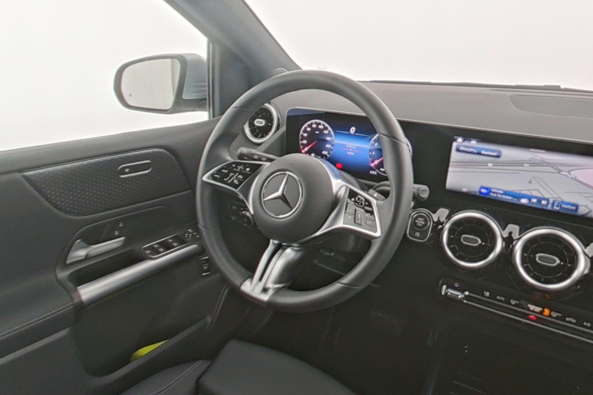 certified-namur-mercedes-benz-b-180-progressive-w1k4f8eb5sj675614-13-20261008155706.jpg