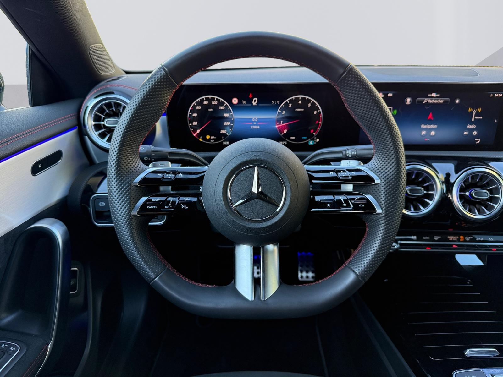 certified-namur-mercedes-benz-cla-180-coupe-amg-line-w1k5j8eb2tn590453-14-20261008164650.jpg