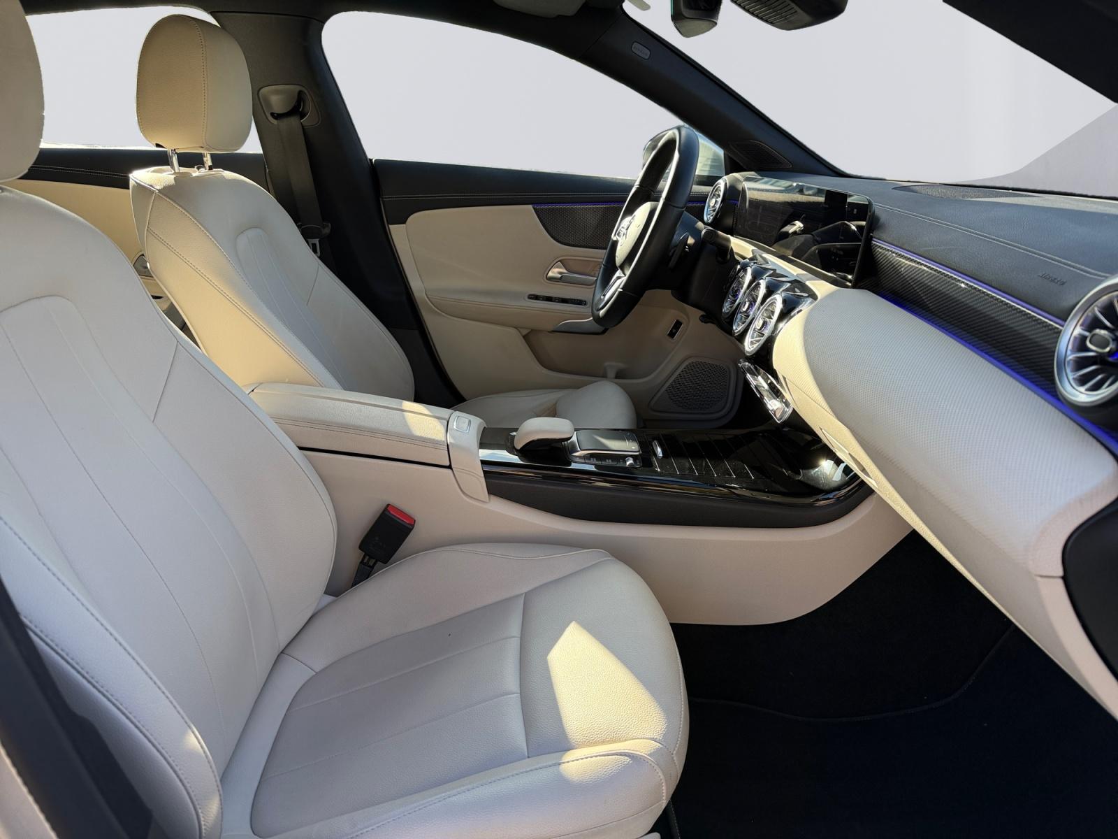 certified-namur-mercedes-benz-cla-shooting-brake-200-d-luxury-line-w1k5m1cb8pn330081-12-20261029151123.jpg